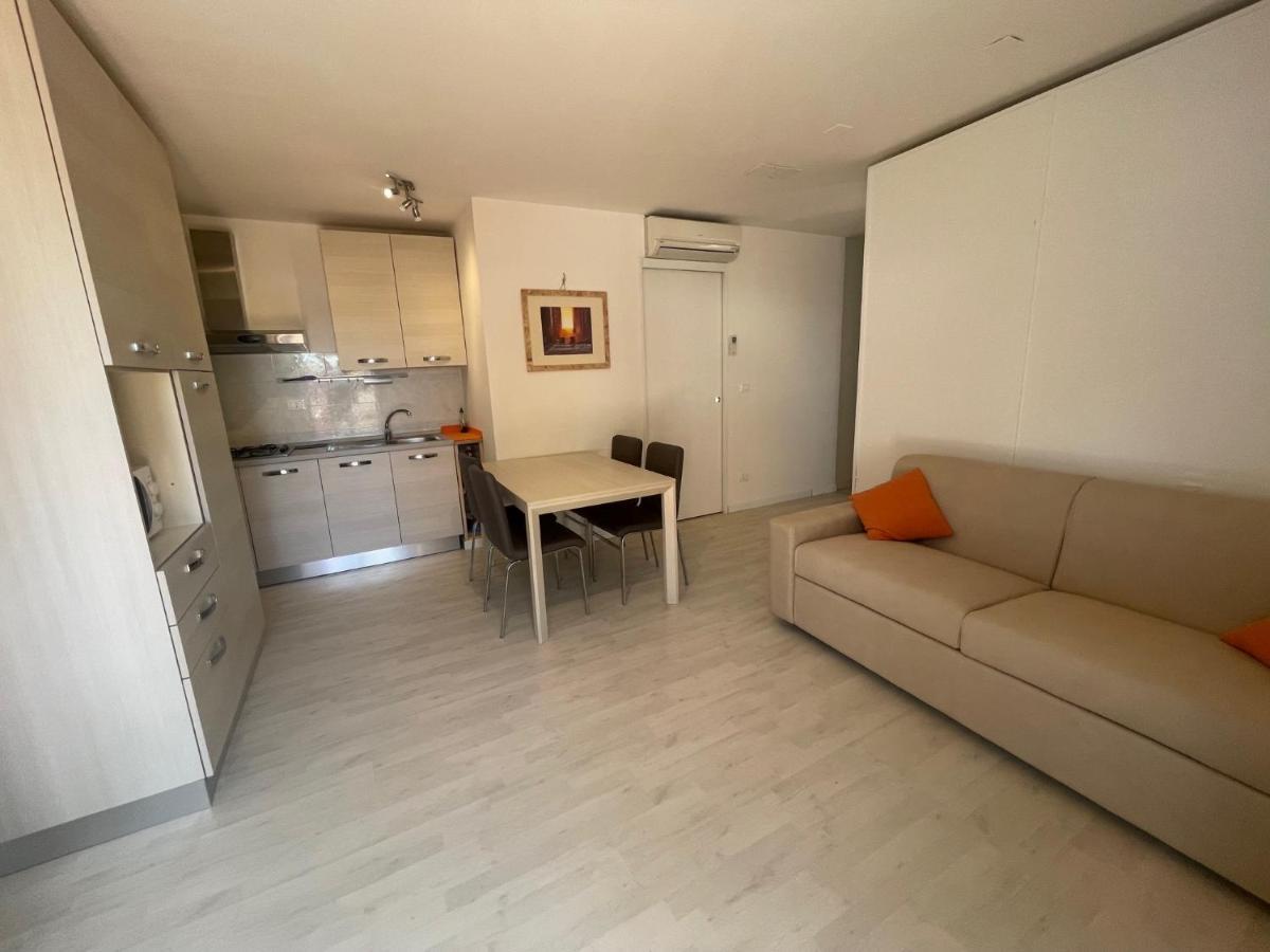 Casa Del Marinaio - Agenzia Cocal Appartement Caorle Buitenkant foto